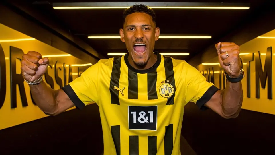 Borussia Dortmund: Sébastien Haller, operado de tumor en testículos