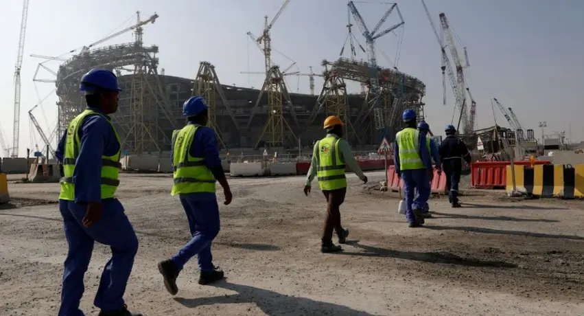Derechos Humanos explotó por negativa qatarí de dar compensación a trabajadores migrantes