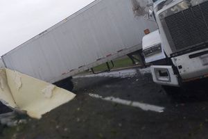 Tigres: Aficionados felinos se quedaron varados en la carretera por accidente