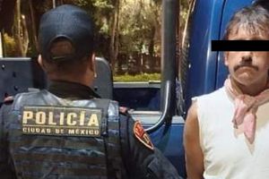 Peters, exprofesor del IPN que en mayo se peleó con un alumno, fue detenido por asalto