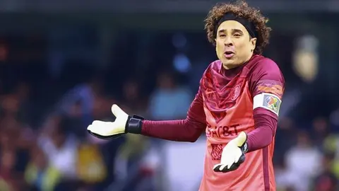 Álvaro Morales, de nuevo al 'ataque' contra Memo Ochoa: 'Si no soportas la críticas, no estás listo para el Ame'