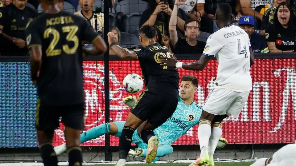 MLS: LAFC de Vela amarró el pase a la Final tras vencer al LA Galaxy de Hernández