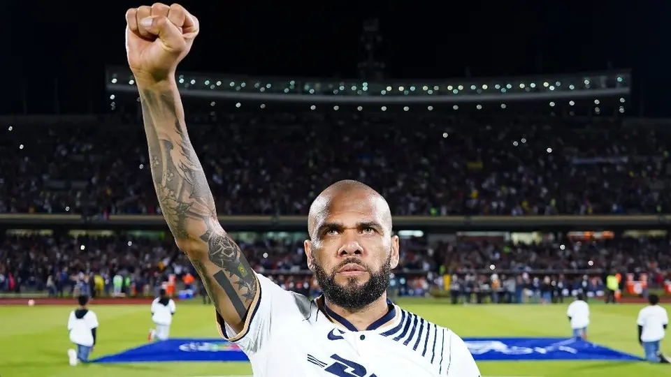 Dani Alves: ¿Por qué utiliza el dorsal ‘33’ con Pumas?