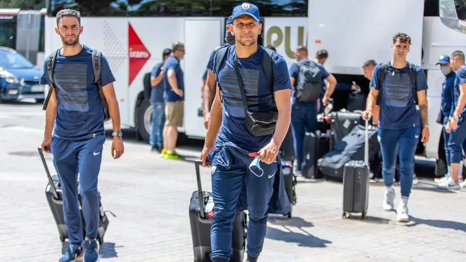 Pumas: Futbolistas viajaron en dos clases de vuelo por cuestión de logística