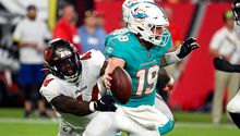 NFL: Miami Dolphins venció a Tampa Bay Bucs 26-24; Thompson lanzó para 218 yardas