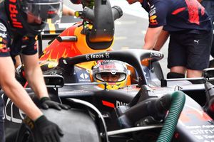 Checo Pérez terminó en primera posición en la P3 del GP de Bélgica