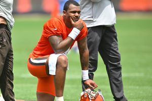 Texans: Pactaron acuerdo con 30 mujeres que acusaron a Deshaun Watson de acoso sexual