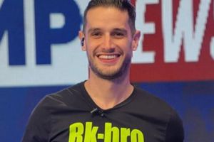 Adrián Marcelo volvió a arremeter contra Marion Raimers: “Nadie prende la tele para escucharla”