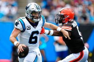 NFL: Browns vencen a Panthers con gol de campo a 8 segundos del final