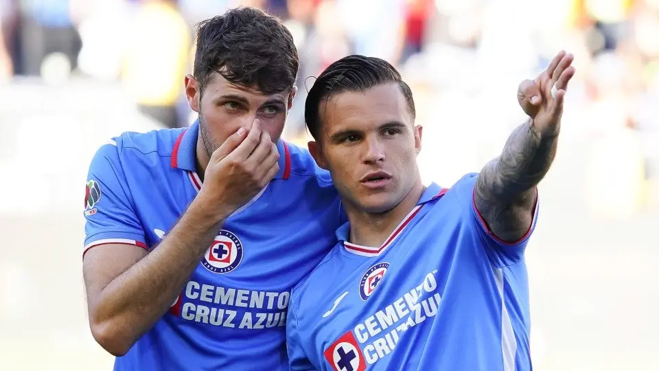 Tabó sobre Santi Giménez: 'Para mí es Top 3 de delanteros en la Liga MX'