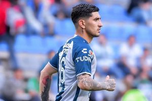 Víctor Guzmán obsequió juguetes a niños en vísperas de Navidad