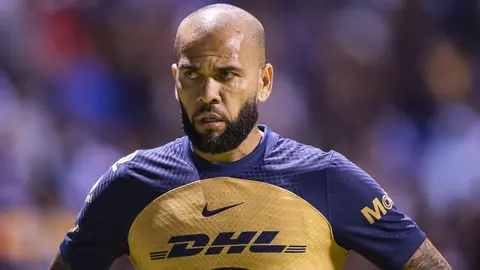 Pumas: Dani Alves sufrió importante lesión y pone en riesgo su participación en Qatar 2022