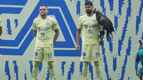América: Cabecita Rodríguez y Néstor Araujo, en el once titular vs Rayados