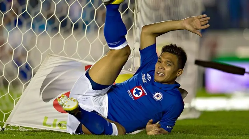 Teófilo Gutiérrez, ex jugador de Cruz Azul, fue golpeado por hinchas del Deportivo Cali