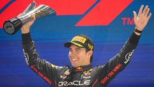 Checo Pérez: Niños en Tanzania celebraron el triunfo del mexicano en Singapur