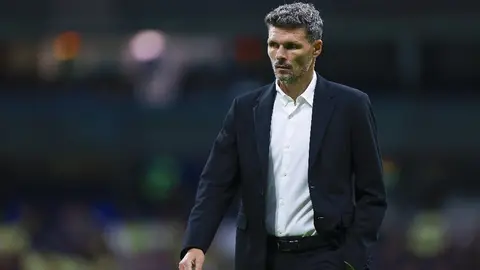 Tano Ortiz: 'No me sorprende que ni con uno menos el equipo siempre va a buscar el arco rival'