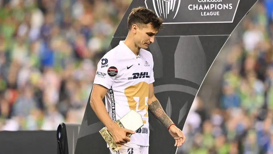 Pumas: Dinenno, duda para salir titular ante América