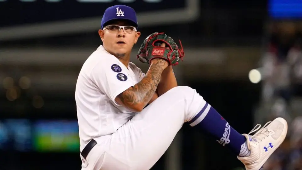 Julio Urías: Seleccionado para abrir el primer juego de la Serie Divisional ante los Padres