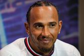 F1: Multan a Mercedes con 25 mil euros por piercing de Lewis Hamilton