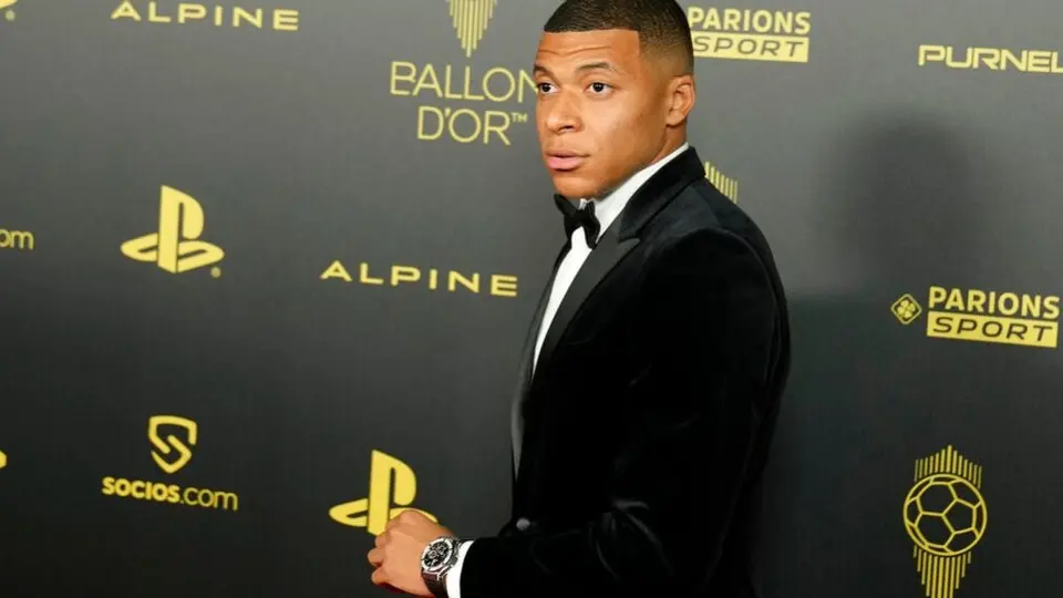 PSG ofreció el mejor contrato de la historia a Mbappé; percibirá 630 millones de euros