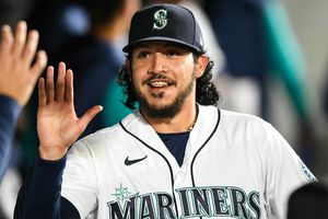 Andrés Muñoz: Ganó su primer juego de Playoffs y Mariners eliminó a Blue Jays