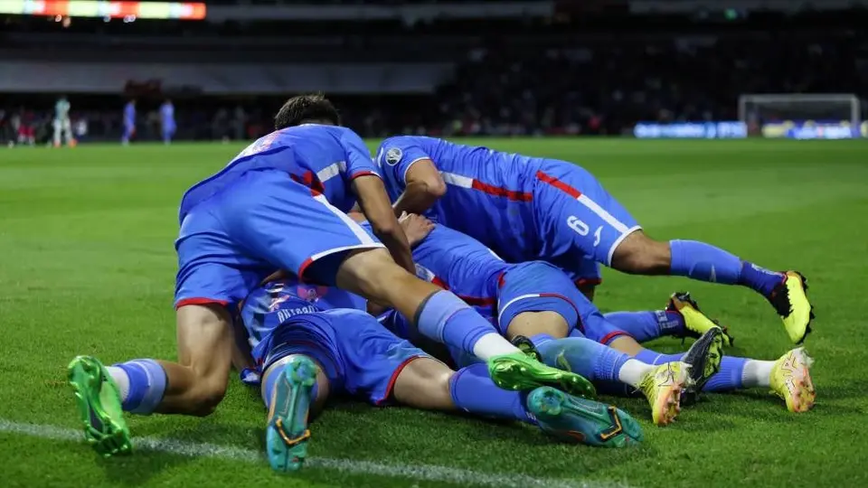 Cruz Azul: Estrenó show de luces en el Estadio Azteca en duelo ante León