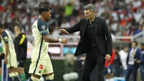 Tano Ortiz sobre Roger Martínez: "Ya se sumó al plantel y me sorprendió"