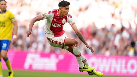 Edson Álvarez: Titular en la goleada de Ajax sobre Cambuur; Sánchez tuvo minutos