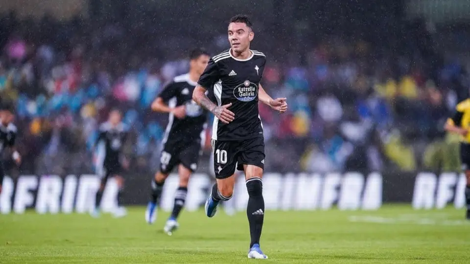 Pumas: Influencer dejó a canterano sin jersey de Iago Aspas