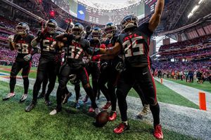 NFL: Falcons venció a los Browns con una intercepción de Alford en el último minuto