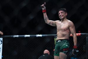 Gabriel Benítez se reencontró con la victoria al vencer a Charlie Ontiveros por nocaut técnico