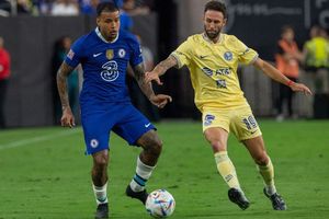 Chelsea: Robert Kenedy presumió su tatuaje de Don Ramón