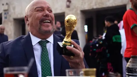 Enrique Bermúdez: Recibió felicitaciones por su 12 Mundiales