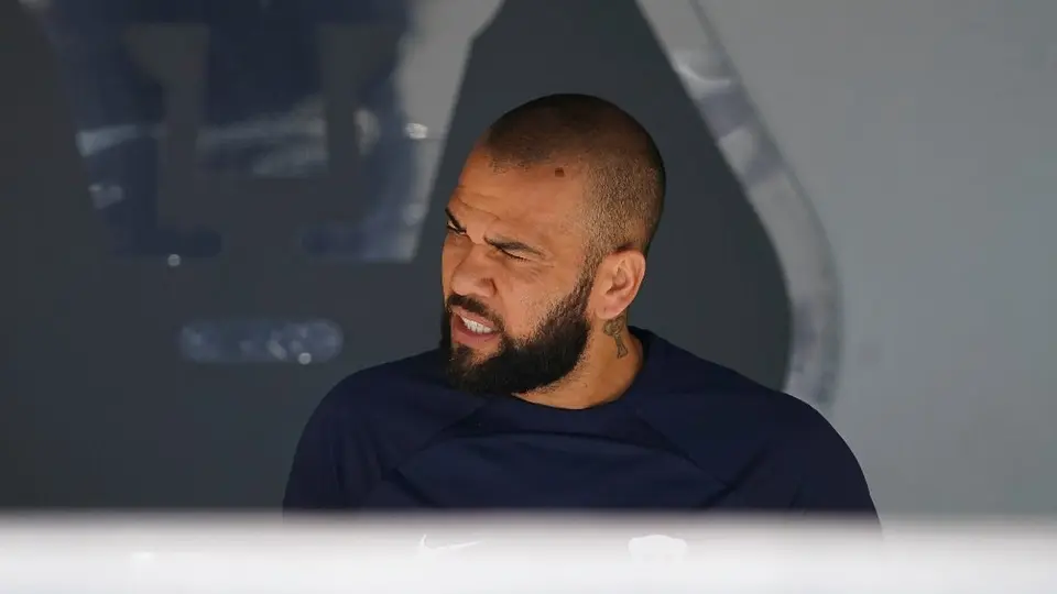 Pumas: Así recibió la afición universitaria a Dani Alves