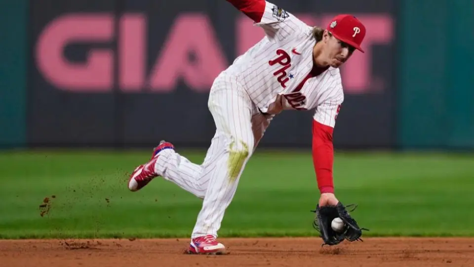Serie Mundial: Aficionados de Phillies colocaron estampas de jugadores de Astros en urinarios