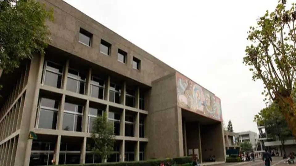 UAM: Profesor fue detenido por emborrachar y abusar sexualmente de alumna dentro de la universidad