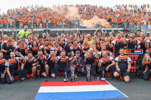 Red Bull: Max Verstappen festejó en su tierra natal la conquista del GP de Países Bajos