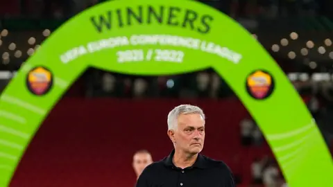 Portugal: Proponen a Mourinho para dirigir a la selección y a la Roma... al mismo tiempo
