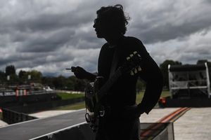 Zoé: León Larregui lamentó muerte de hermanas previo a concierto en Iztacalco, CDMX