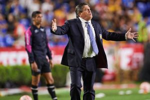 Aficionados de Tigres ‘reprueban’ a Miguel Herrera, Luis Quiñones y Jordy Caicedo