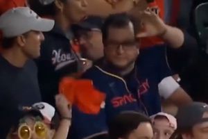 MLB: Hijo de AMLO, presente en el juego entre Astros y Yankees