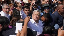 AMLO tras fracaso del Tri: 'Hay mucha afición para tan poco desarrollo deportivo'