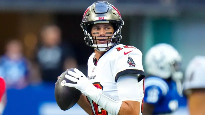 NFL: Tom Brady fue nombrado como el mejor jugador de la temporada 2021-22