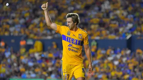 Paco Villa sobre regaño de Herrera a Córdova: 'Algunos le llamaron hueva. Yo le dije por su nombre'
