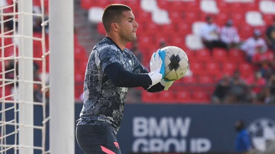 Pumas: Julio González será baja por lesión