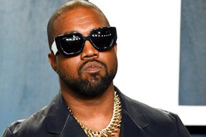 Kanye West se presenta en TV nacional y admite idolatrar a Adolf Hitler