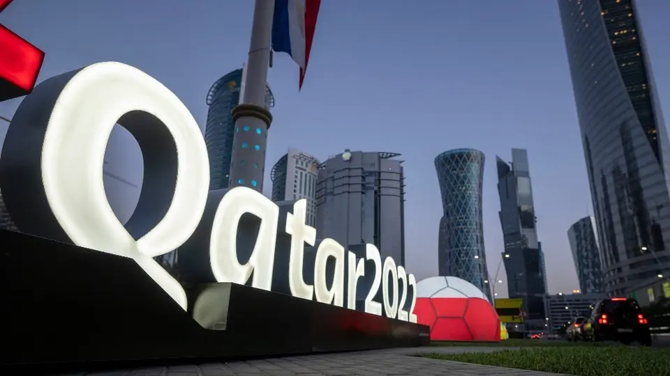 FIFA convenció a Qatar de vender alcohol en los estadios