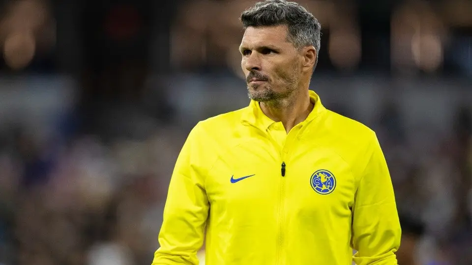 Tano Ortiz sobre Alves previo al Clásico Capitalino: "Es uno más dentro del terreno de juego"