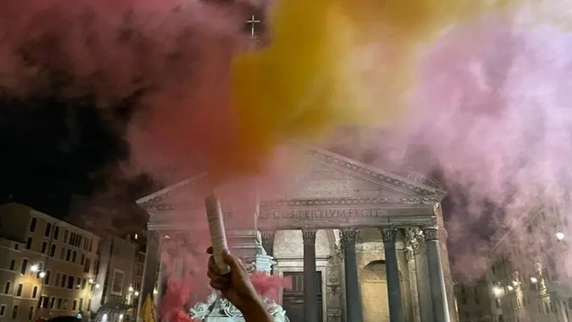Aficionados de la Roma se comprometieron frente a José Mourinho