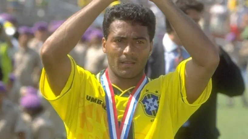 Video: Romario, leyenda brasileña, marcó un golazo a sus 56 años